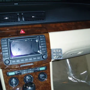 ?asově Omezené GSM konzole pro VW Passat 2005-, Passat CC 2008-