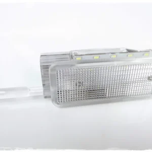 Zna?kovy LED osvětlení schránky spolujezdce PEUGEOT 5008 (2009-NYNí)